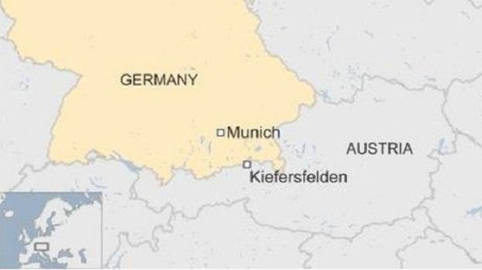 Germany closes motorway in bomb scare near Austria